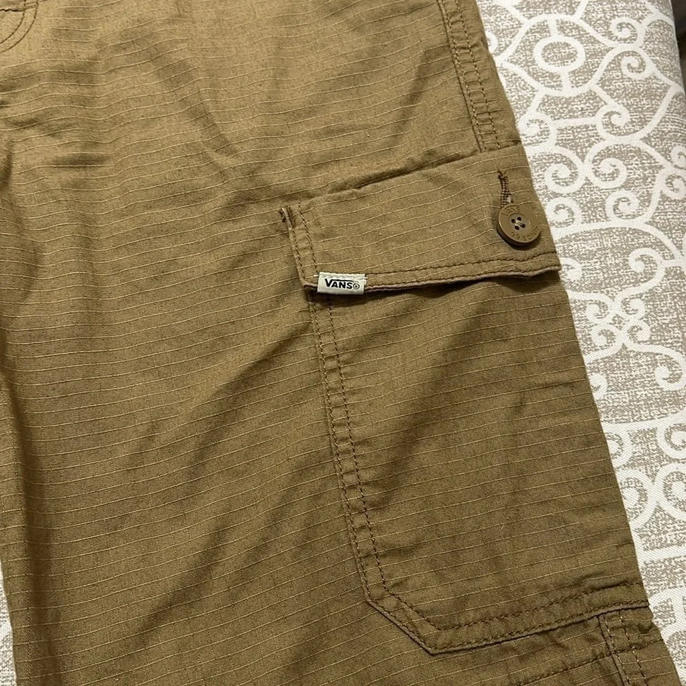 mens vans sz 28 shorts